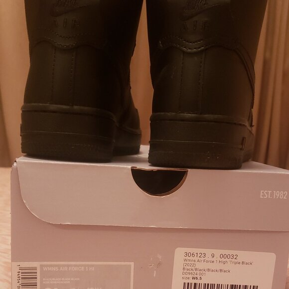 Air Force 1 to sell - Picture 3 of 5